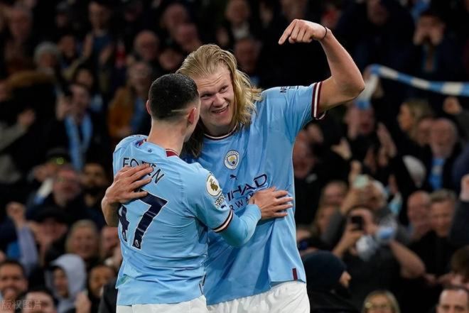 刘军帅晒海牛队与远征军合照：又在末轮完成目标，祝未来可期（刘军帅分享海牛队与远征军合影：末战再兑现目标，盼前路可期）