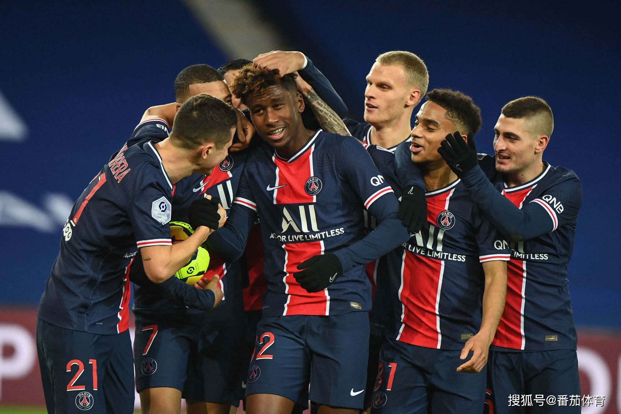 韩足晚报（2025.12.8）富川历史性闯进K1舞台（韩足晚报（2025.12.8）：富川队历史性跻身K1行列）