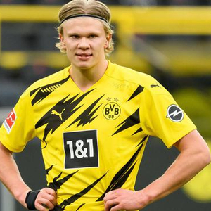 无解！约基奇单节4中4罚球4中4得到13分4篮板3助攻（约基奇单节神准：投篮4投4中＋罚球4罚4中，轰13分4篮板3助攻）