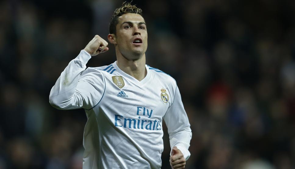 强强较量，巴黎vs拜仁是欧冠联赛阶段首次前两名球队直接交手（欧冠本阶段首次榜首之争：巴黎大战拜仁）