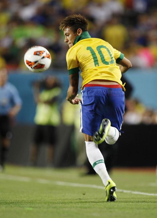 积极筹备2026“苏超”，徐州队公开招募队员，并征集队徽（徐州队备战2026苏超：面向社会招募球员并公开征集队徽）